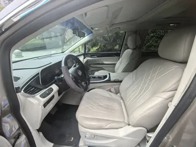 Buick GL8 2024, 36000 км, за 29251.93 USD - фото 8