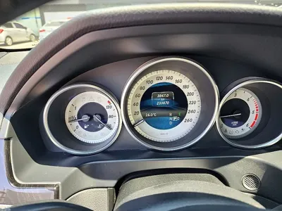 Mercedes-Benz E-Class 2014, 237588 км, за 5759.41 USD