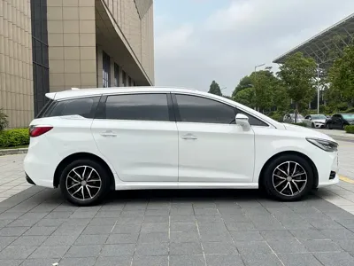 BYD MAX 2018, 90000 км, за 4119.99 USD