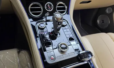 Bentley Continental 2019, 31404 км, за 99628.79 USD - фото 9