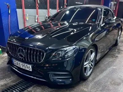 Mercedes-Benz E-Class 2018, 93000 км, за 19548.55 USD