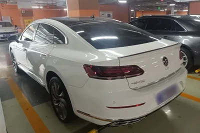 Volkswagen FAW-Volkswagen CC 2023, 10500 км, за 23182 USD