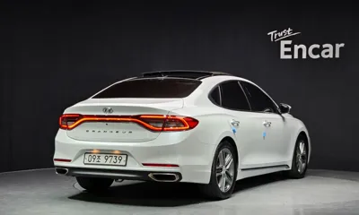 Hyundai Grandeur 2018, 101783 км, за 10769.74 USD