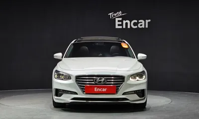 Hyundai Grandeur 2018, 101783 км, за 10769.74 USD
