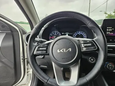 Kia K3 2022, 78454 км, за 8205.33 USD - фото 8