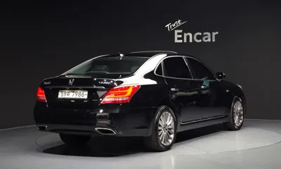 Hyundai Equus 2015, 163891 км, за 6449.51 USD