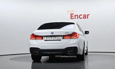BMW 5-Series 2020, 55980 км, за 21433.24 USD