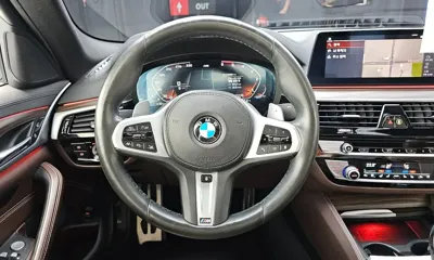 BMW 5-Series 2020, 55980 км, за 21402.57 USD - фото 13