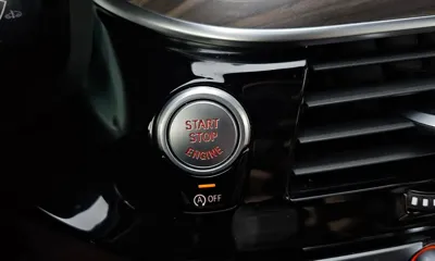 BMW 5-Series 2020, 55980 км, за 21402.57 USD - фото 28