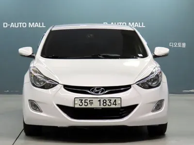 Hyundai Avante 2012, 159569 км, за 2540.72 USD