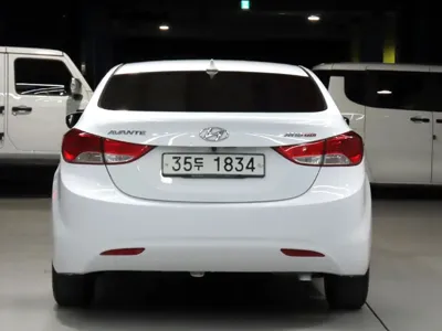 Hyundai Avante 2012, 159569 км, за 2540.72 USD