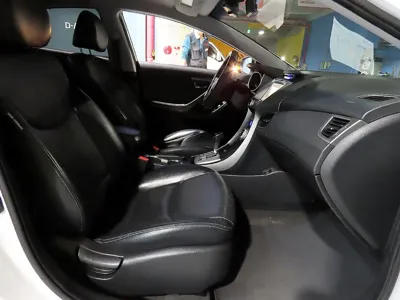Hyundai Avante 2012, 159569 км, за 2539.56 USD - фото 11