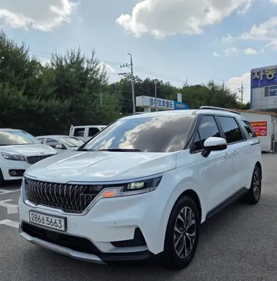 Kia Canival · 2023 год