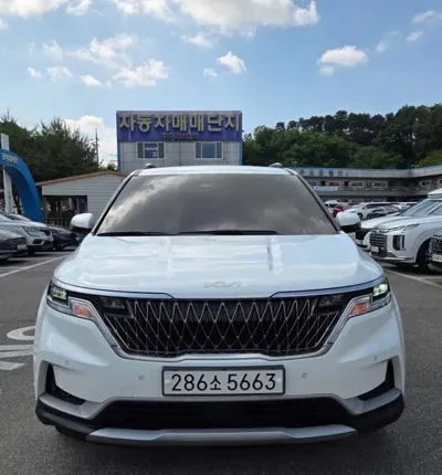 Kia Canival 2023, 98241 км, за 14918.57 USD