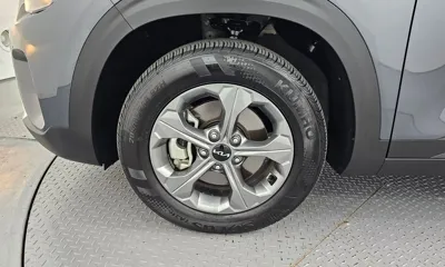 Kia Seltos 2025, 4647 км, за 16410.66 USD