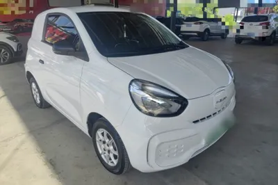 Roewe Clever 2022, 26000 км, за 6240 USD