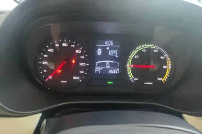 Roewe Clever 2022, 26000 км, за 6240 USD - фото 14