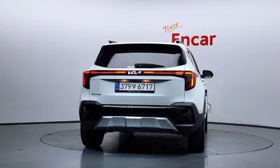 Kia Seltos 2024, 7822 км, за 16895.27 USD