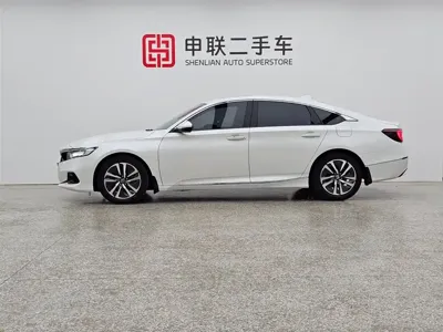 Honda Accord 2023, 57000 км, за 16649.71 USD