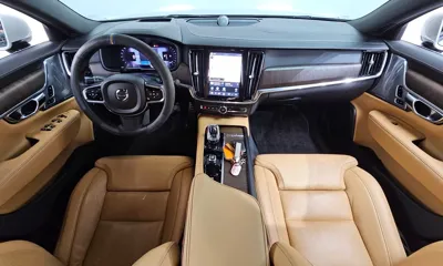 Volvo S90 2022, 41370 км, за 23565.71 USD - фото 7