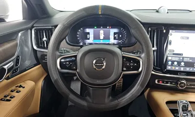 Volvo S90 2022, 41370 км, за 23565.71 USD - фото 14