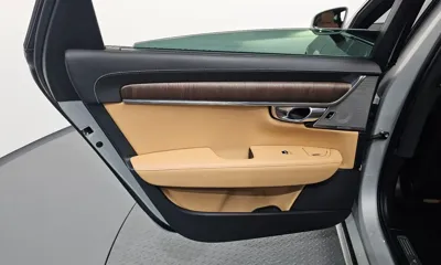 Volvo S90 2022, 41370 км, за 23565.71 USD - фото 25