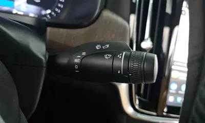 Volvo S90 2022, 41370 км, за 23565.71 USD - фото 29