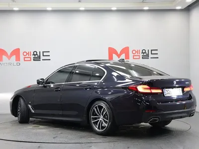 BMW 5-Series 2021, 42154 км, за 23778.51 USD