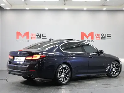 BMW 5-Series 2021, 42154 км, за 23778.51 USD