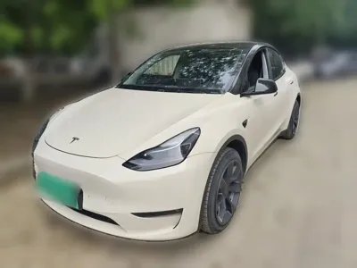 Tesla Model Y 2023, 66200 км, за 28083.46 USD