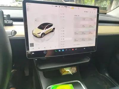 Tesla Model Y 2023, 66200 км, за 27947.78 USD - фото 6
