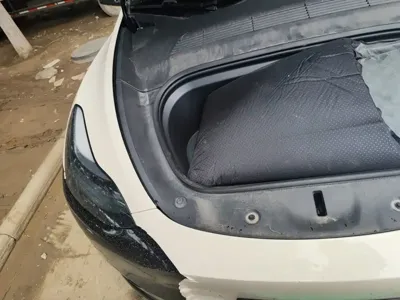 Tesla Model Y 2023, 66200 км, за 27947.78 USD - фото 21