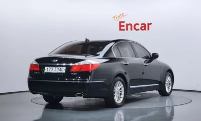 Hyundai Genesis 2011, 167442 км, за 2931.6 USD