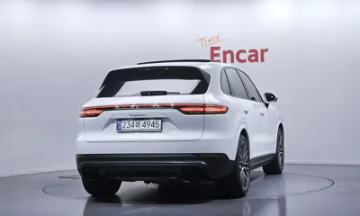 Porsche Cayenne 2022, 70965 км, за 55730.6 USD