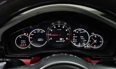 Porsche Cayenne 2022, 70965 км, за 55730.6 USD - фото 8
