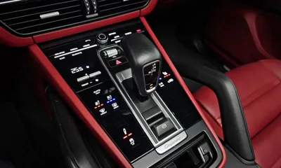 Porsche Cayenne 2022, 70965 км, за 55730.6 USD - фото 9