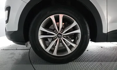 Hyundai Santafe 2015, 128362 км, за 6240.65 USD