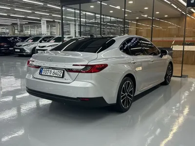 Toyota Camry 2026, 2023 км, за 31596.11 USD
