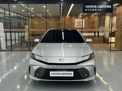 Toyota Camry 2026, 2023 км, за 31596.11 USD