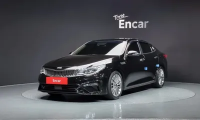Kia K5 · 2019 год