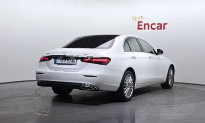 Mercedes-Benz E-Class 2021, 67696 км, за 22398.41 USD