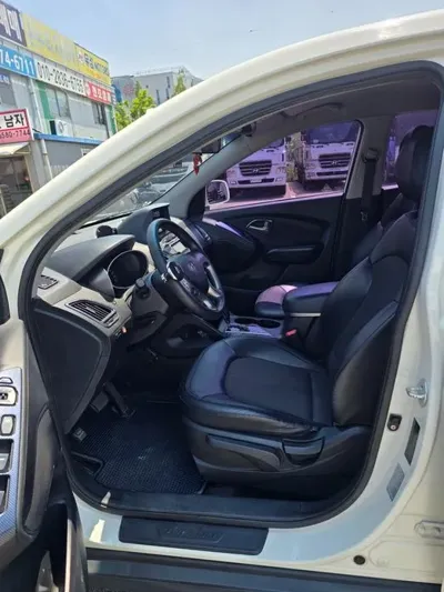 Hyundai Tucson 2010, 129000 км, за 3938.56 USD - фото 12