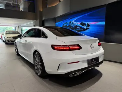 Mercedes-Benz E-Class (Import) 2022, 49000 км, за 37121.81 USD