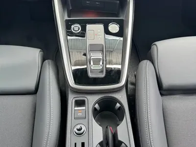 Audi A3 2024, 9000 км, за 17509.96 USD - фото 9