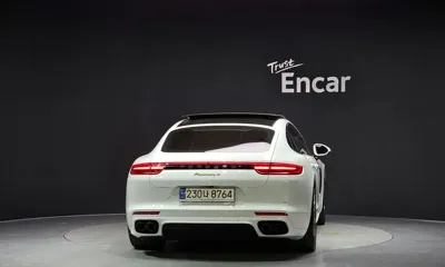 Porsche Panamera 2018, 59016 км, за 51442.32 USD