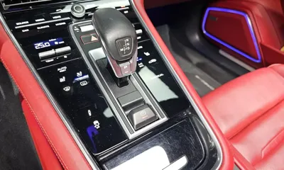 Porsche Panamera 2018, 59016 км, за 51442.32 USD - фото 9