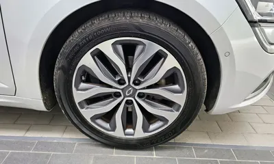 Renault-KoreaSamsung SM6 2017, 128005 км, за 4238.41 USD