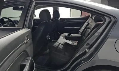 Hyundai Avante 2017, 109891 км, за 8205.33 USD - фото 12