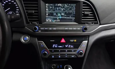 Hyundai Avante 2017, 109891 км, за 8205.33 USD - фото 14