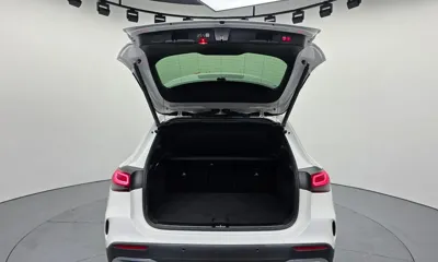 Mercedes-Benz GLA-Class 2023, 28737 км, за 26052.13 USD - фото 20